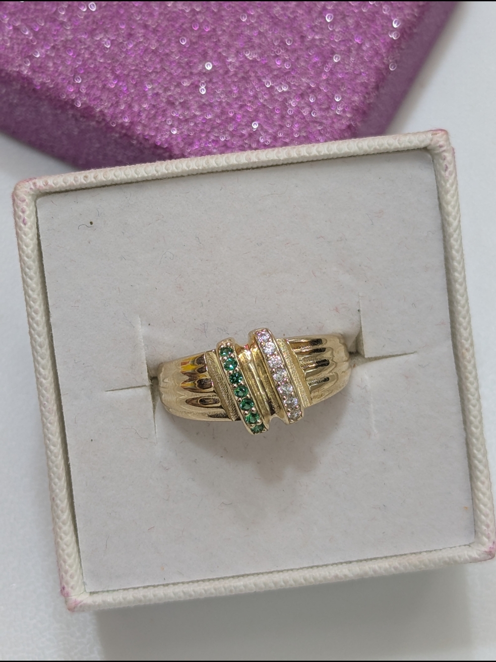 10kt Real Gold Women's Ring size 9